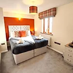 Yewtree House